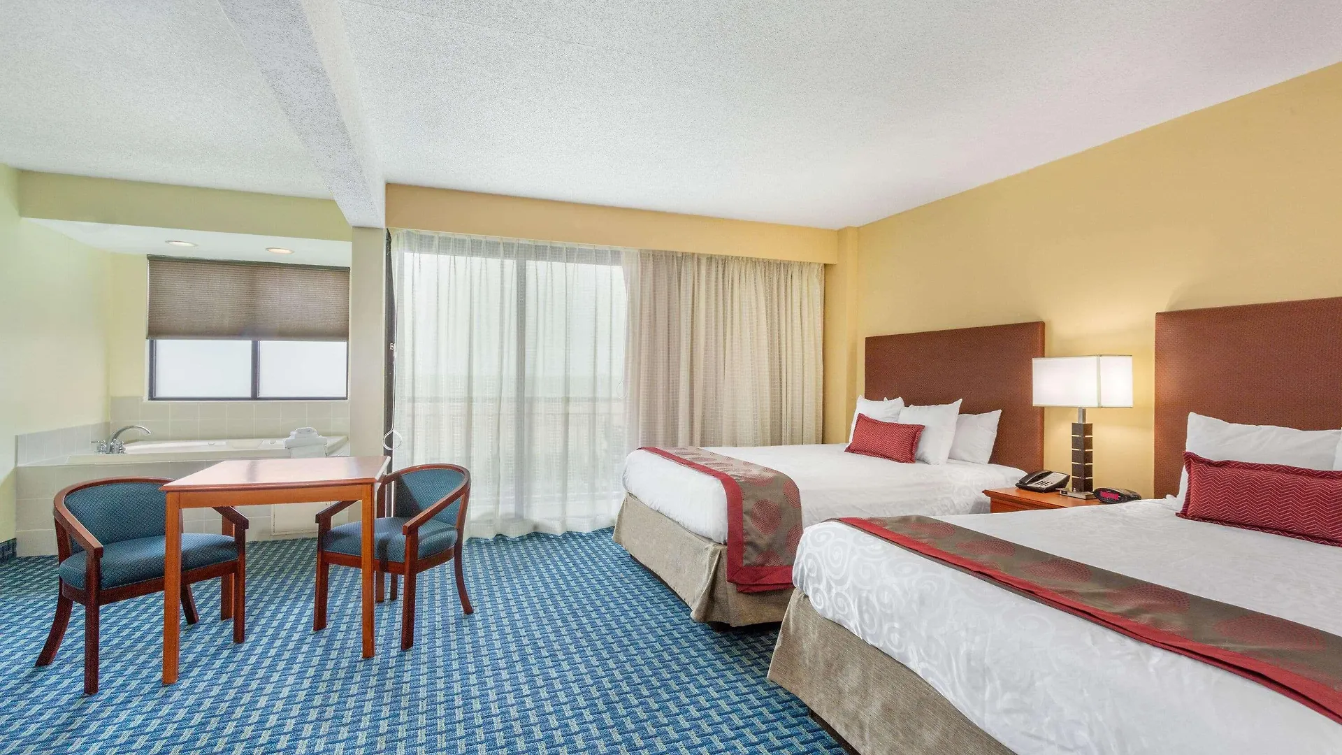 Ramada Plaza By Wyndham Virginia Beach Oceanfront 3*,  USA