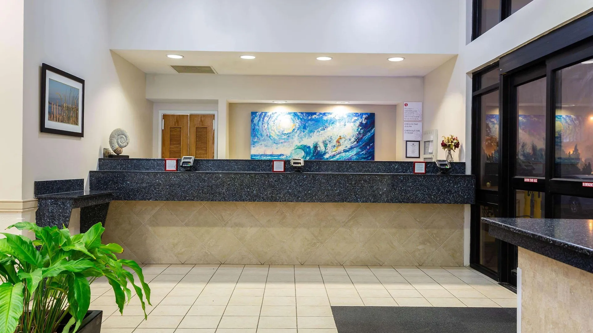 *** Hotel Ramada Plaza By Wyndham Virginia Beach Oceanfront USA