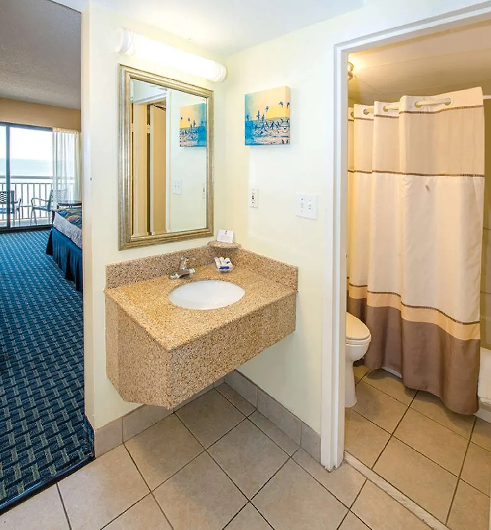 *** Hotel Ramada Plaza By Wyndham Virginia Beach Oceanfront USA